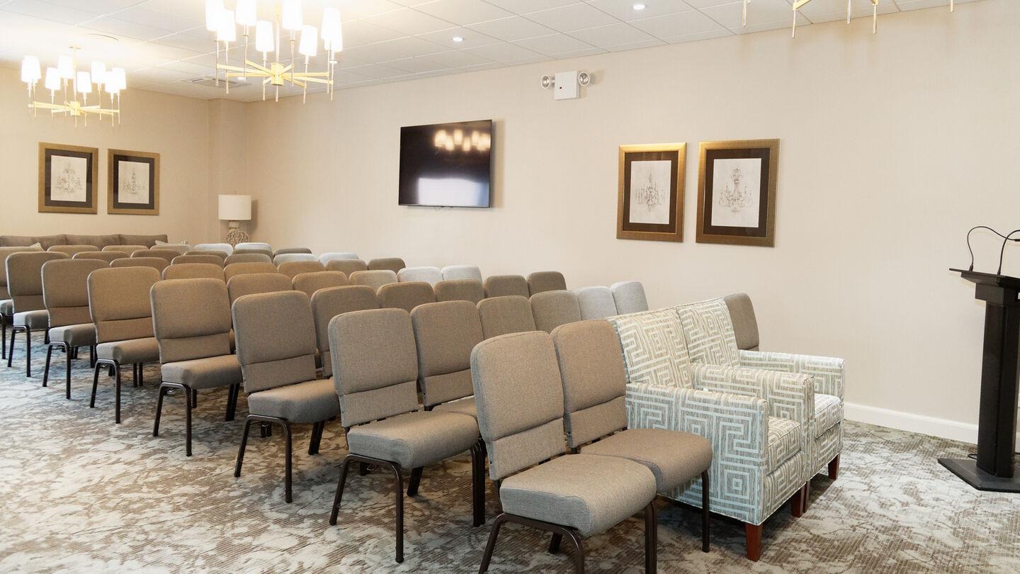 Alvie Coes Funeral Home gallery image 3